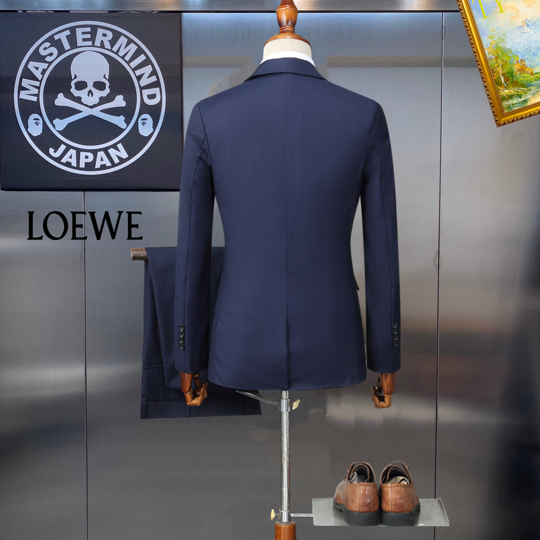 Loewe Business Suit